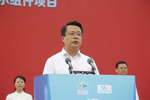 1696672205838653.jpg 淮安好博轻量化车载新型显示组件项目开工建设4.JPG